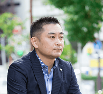 司法書士 甲斐智也さん