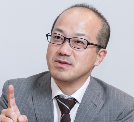 ドラフト労務管理事務所代表社会保険労務士鈴木圭史様