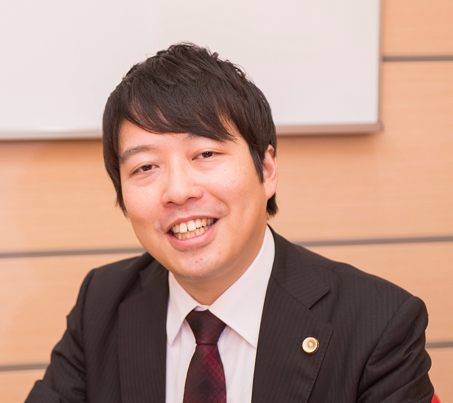 弁護士藤川真之介様